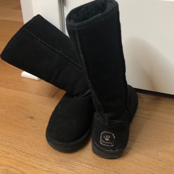 BearPaw black winter boot - Picture 2 of 4